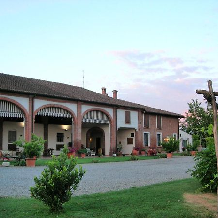 Agriturismo Campass Castelvetro Piacentino ภายนอก รูปภาพ